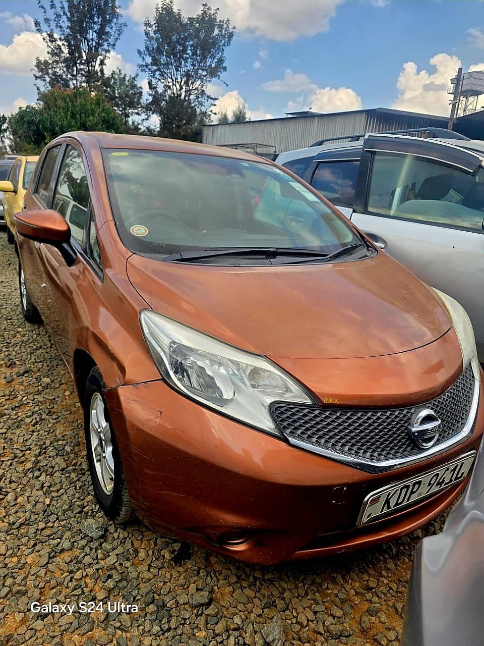 Nissan Note image 1
